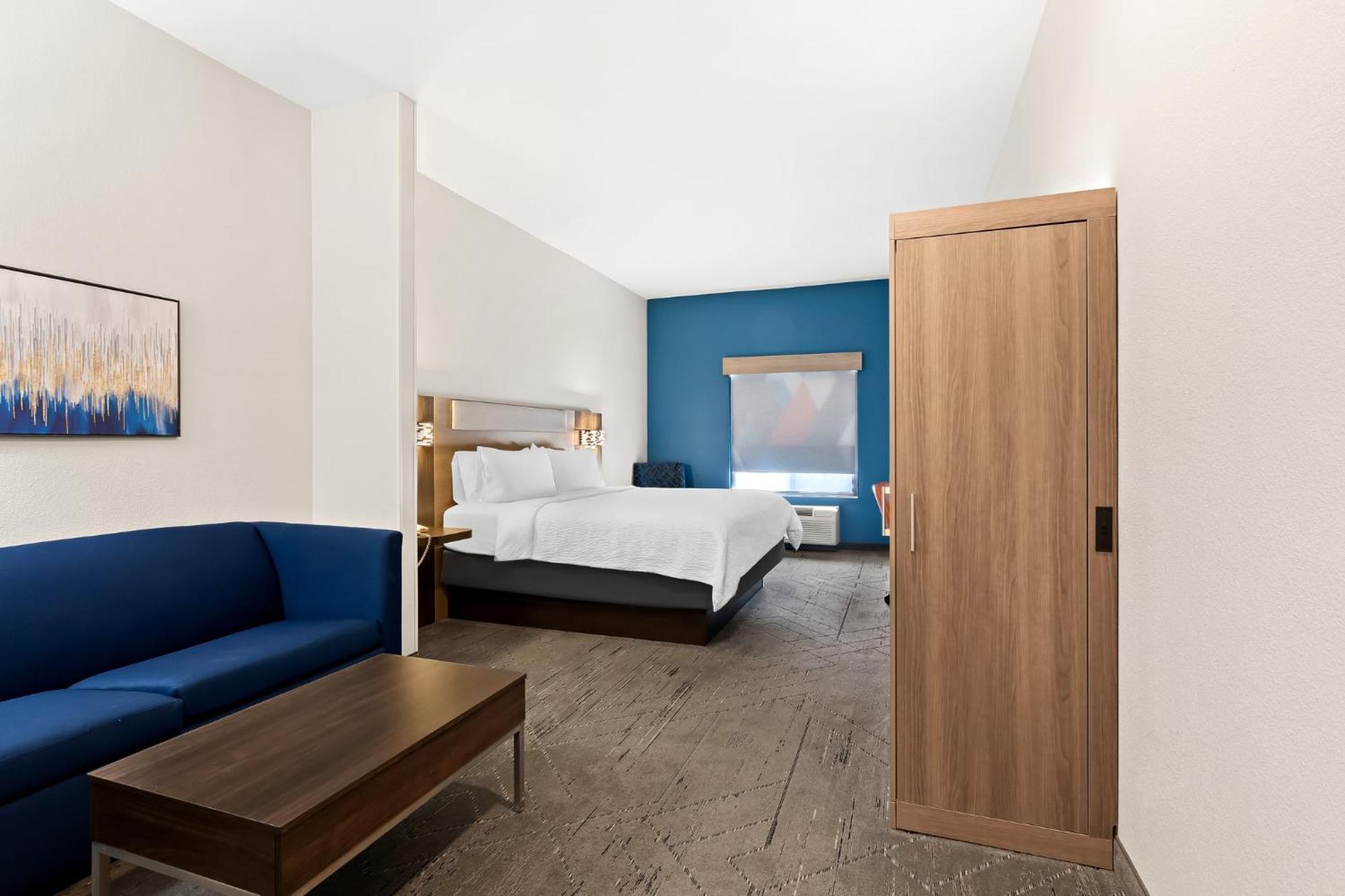 Holiday Inn Express & Suites Perry By Ihg Exterior photo
